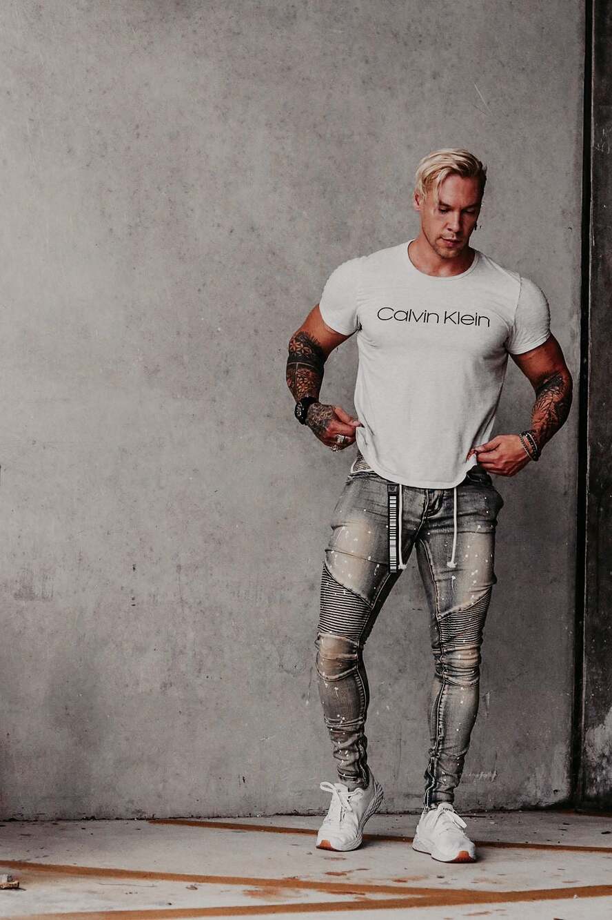 Size Up Apparel Men's Distressed Biker Denim Jeans with Paint Splatter and Draws